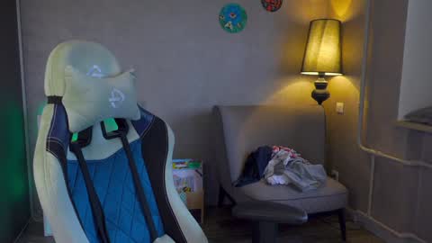 Alex online show from 02/06/25, 07:13