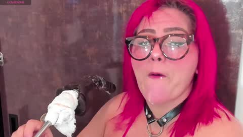 Snapshot of aaliyah_padron chatting on 01/10/25, 08:37 sashamature online show from 01/10/25, 08:37