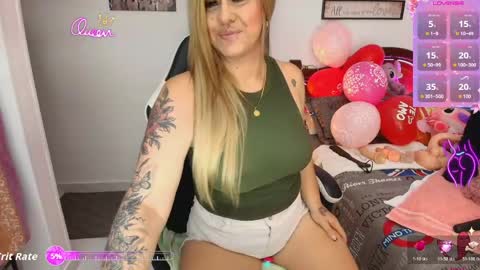 Snapshot of aamanda_queen chatting on 05/15/26, 12:34 aamanda online show from 05/15/26, 12:34