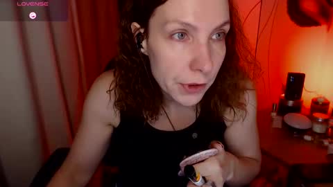 Snapshot of aamazingjoi chatting on 02/09/25, 01:11 Katie online show from 02/09/25, 01:11
