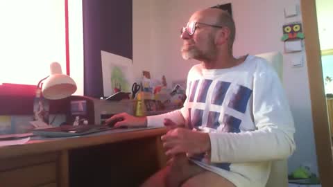 Amigo68 online show from 12/19/24, 10:34