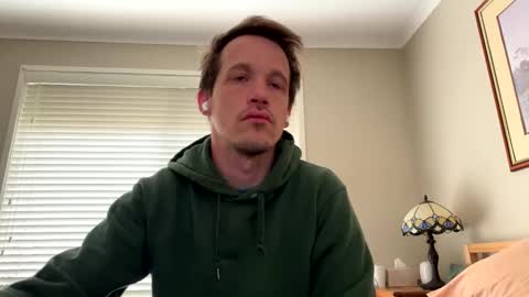 Snapshot of aanal341330 chatting on 09/26/25, 09:30 Kris online show from 09/26/25, 09:30