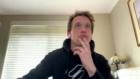 Snapshot of aanal341330 chatting on 10/06/25, 06:33 Kris online show from 10/06/25, 06:33