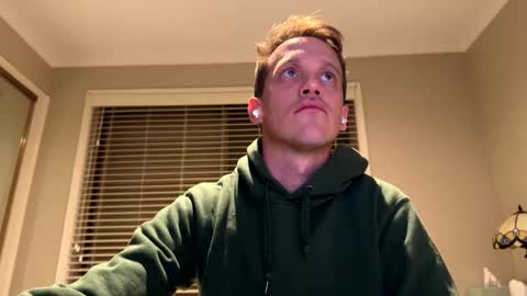 Snapshot of aanal341330 chatting on 11/16/25, 07:58 Kris online show from 11/16/25, 07:58