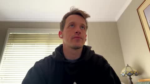 Snapshot of aanal341330 chatting on 11/21/25, 08:51 Kris online show from 11/21/25, 08:51