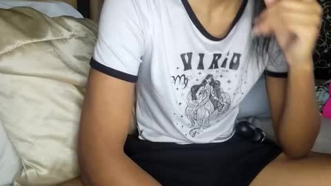 Snapshot of aangelix chatting on 11/20/25, 06:18 aangelix online show from 11/20/25, 06:18