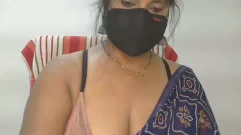 Snapshot of aaradhya_sexy_88 chatting on 07/06/26, 10:45 aaradhya_sexy_88 online show from 07/06/26, 10:45