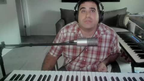 Aaron online show from 09/23/25, 09:51