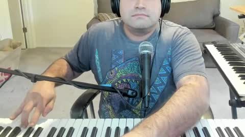 Snapshot of aaroleplayer chatting on 04/10/26, 10:25 Aaron online show from 04/10/26, 10:25