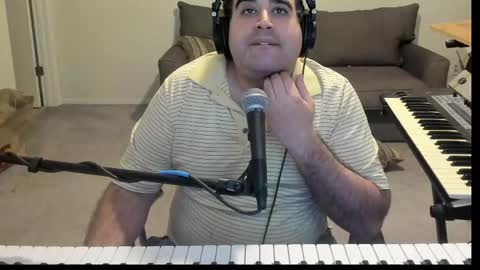 Snapshot of aaroleplayer chatting on 04/19/26, 02:44 Aaron online show from 04/19/26, 02:44