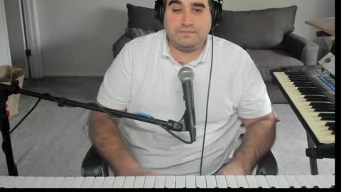 Snapshot of aaroleplayer chatting on 04/19/26, 05:34 Aaron online show from 04/19/26, 05:34