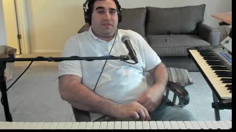 Snapshot of aaroleplayer chatting on 04/19/26, 06:10 Aaron online show from 04/19/26, 06:10
