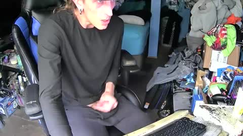Snapshot of aaron111dub chatting on 05/28/26, 03:09 NorCalLongSlong online show from 05/28/26, 03:09