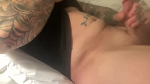 Snapshot of aaron846576 chatting on 03/12/26, 01:34 Canadashung online show from 03/12/26, 01:34