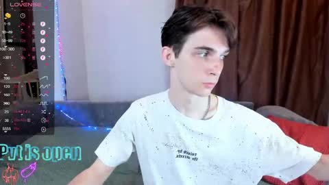 Snapshot of aaron_bang chatting on 05/26/26, 12:28 Aaron Bang online show from 05/26/26, 12:28