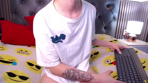 Aaron online show from 12/06/24, 06:28