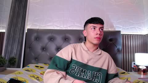 Aaron online show from 12/12/24, 07:04