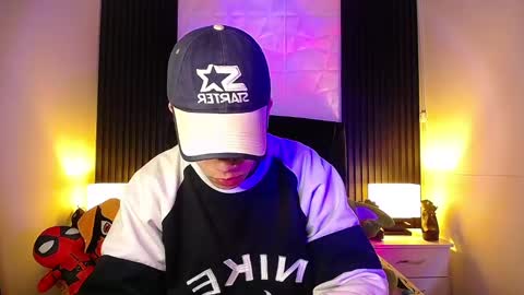 Aaron online show from 01/04/25, 02:14