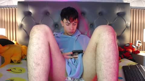 Aaron online show from 01/09/25, 03:44