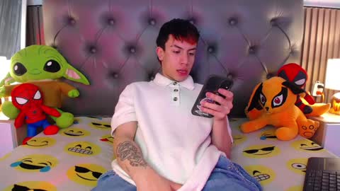 Aaron online show from 01/15/25, 04:11