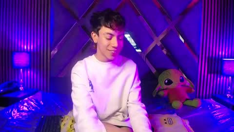 Aaron online show from 03/04/25, 12:44