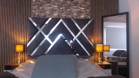 Aaron online show from 09/09/25, 03:33