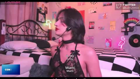 Aaron  online show from 11/20/25, 06:29