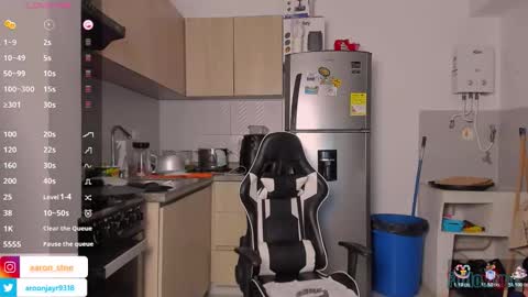 Aaron online show from 02/06/26, 05:23