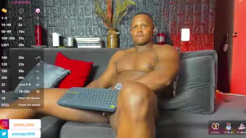 Snapshot of aaron_st chatting on 03/07/26, 03:03 Aaron online show from 03/07/26, 03:03