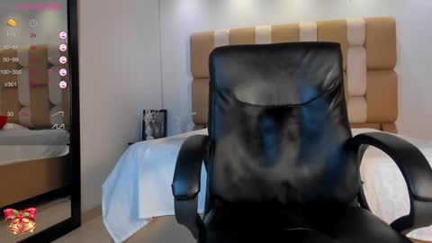 Aaron online show from 12/11/24, 12:44