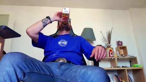 Aaron online show from 05/26/26, 04:36