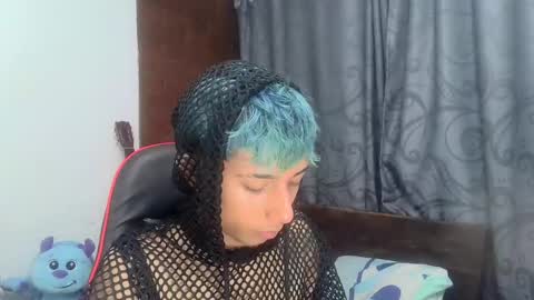 Snapshot of aaronevilxx chatting on 09/18/25, 05:09 aaronevilxx online show from 09/18/25, 05:09