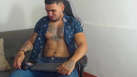 ig aaron hunter123 online show from 10/07/25, 04:04