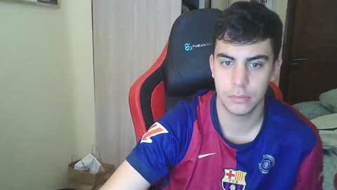 Snapshot of aaronlavine chatting on 03/07/25, 04:11 aaronlavine online show from 03/07/25, 04:11