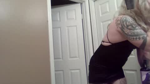 aaronprezent online show from 01/26/25, 11:28