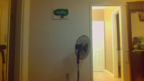 aaronprezent online show from 10/05/25, 07:50