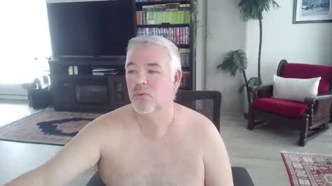 Snapshot of aarosteev chatting on 03/17/26, 01:36 Jason online show from 03/17/26, 01:36