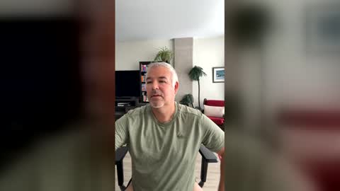 Snapshot of aarosteev chatting on 05/26/26, 01:07 Jason online show from 05/26/26, 01:07
