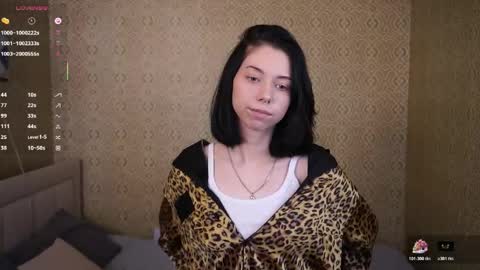 Snapshot of aasuwishh chatting on 04/28/26, 10:20 aasuwishh online show from 04/28/26, 10:20