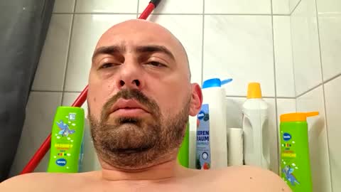 Snapshot of abas1986 chatting on 03/21/26, 12:43 abas1986 online show from 03/21/26, 12:43