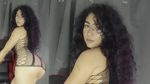 Snapshot of abbi_moon chatting on 05/03/26, 01:28 Martina online show from 05/03/26, 01:28