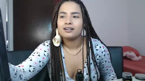 Snapshot of abbie777 chatting on 11/14/25, 06:50 abbie777 online show from 11/14/25, 06:50