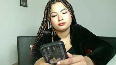 Snapshot of abbie777 chatting on 11/21/25, 08:51 abbie777 online show from 11/21/25, 08:51