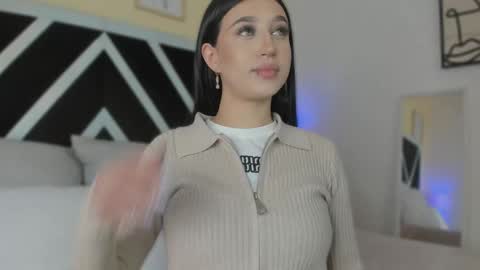 Snapshot of abbie_foxxx chatting on 11/07/25, 02:44 abbie online show from 11/07/25, 02:44