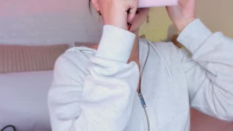 Snapshot of abbie_foxxx chatting on 11/25/25, 02:44 abbie online show from 11/25/25, 02:44