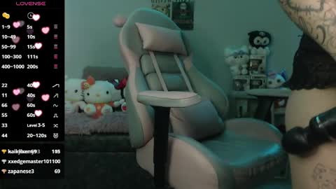 Snapshot of abbie_stone_ chatting on 05/07/26, 02:06 abbie 70OFF online show from 05/07/26, 02:06