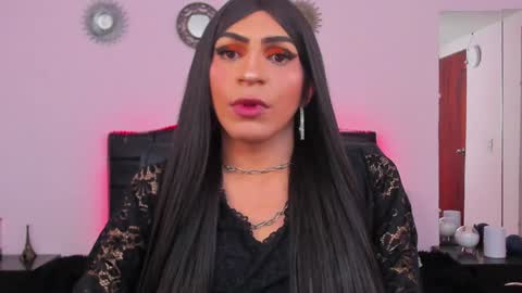 Abbigail Fuster  online show from 01/23/25, 11:15