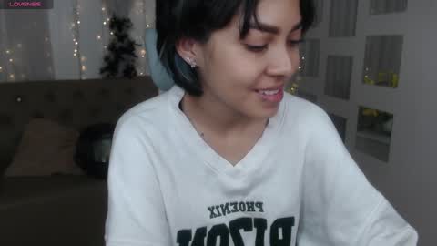 Snapshot of abbiross chatting on 01/17/25, 07:38 Abbi online show from 01/17/25, 07:38