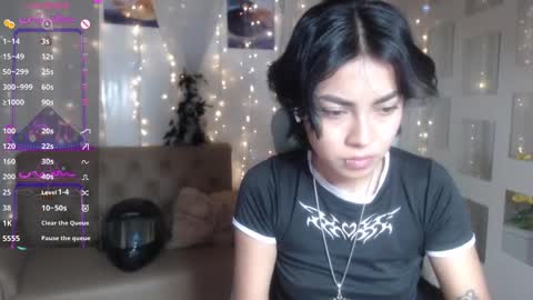 Snapshot of abbiross chatting on 02/13/25, 07:42 Abbi online show from 02/13/25, 07:42