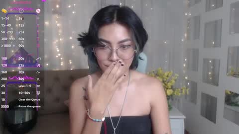 Snapshot of abbiross chatting on 02/25/25, 10:29 Abbi online show from 02/25/25, 10:29